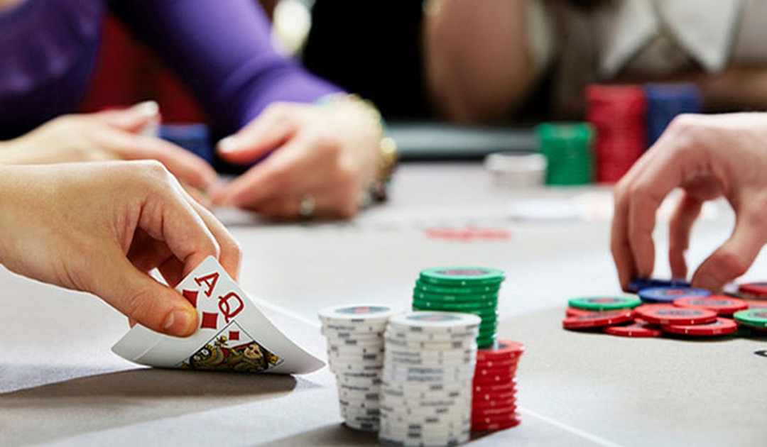 Cách chơi Poker cơ bản